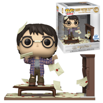 POP! Deluxe Harry Potter With Hogwarts Letters 136 Shop Exclusive