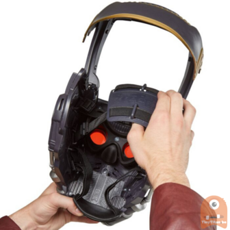 Marvel Legends Series: Marvel Legends Guardians of the Galaxy Star-Lord Electronic Helmet R