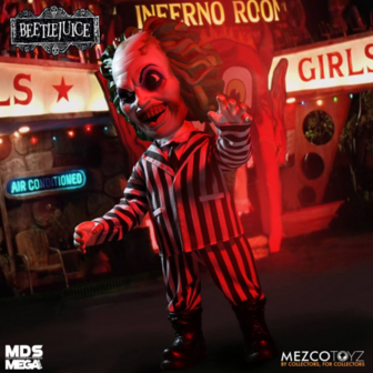 Mezco - Beetlejuice MDS Mega Scale Talking Action Figure Beetlejuice 38 cm