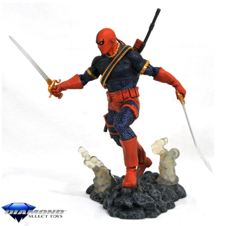 Diamond DC Comics Gallery: Deathstroke PVC Statue