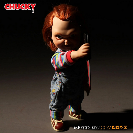 Mezco - CHUCKY - Sneering Chucky - Sound Doll 38cm